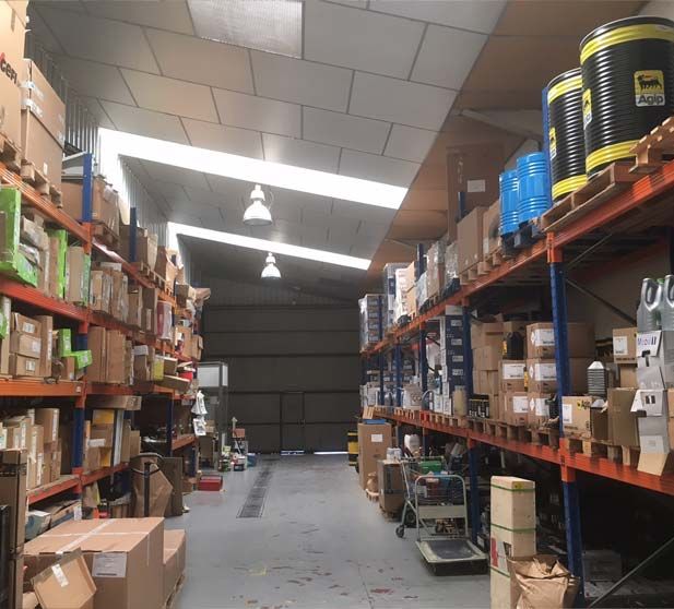 interior almacen